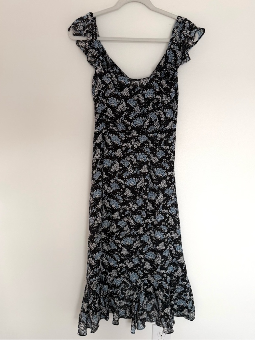 Veronica Beard Amal Ruffled Floral Silk Midi Dress - Picture 6 of 8